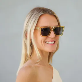 Aurora Vogue - Stylish Gradient Sunglasses for a Sophisticated Look
