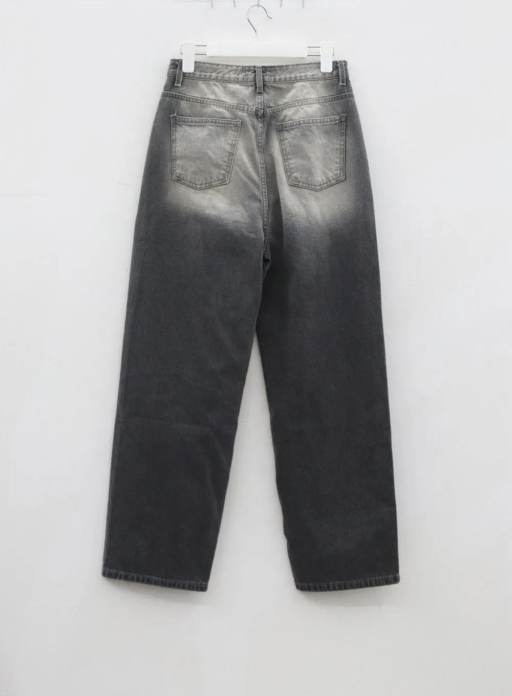 Light Wash Baggy Jeans CJ330