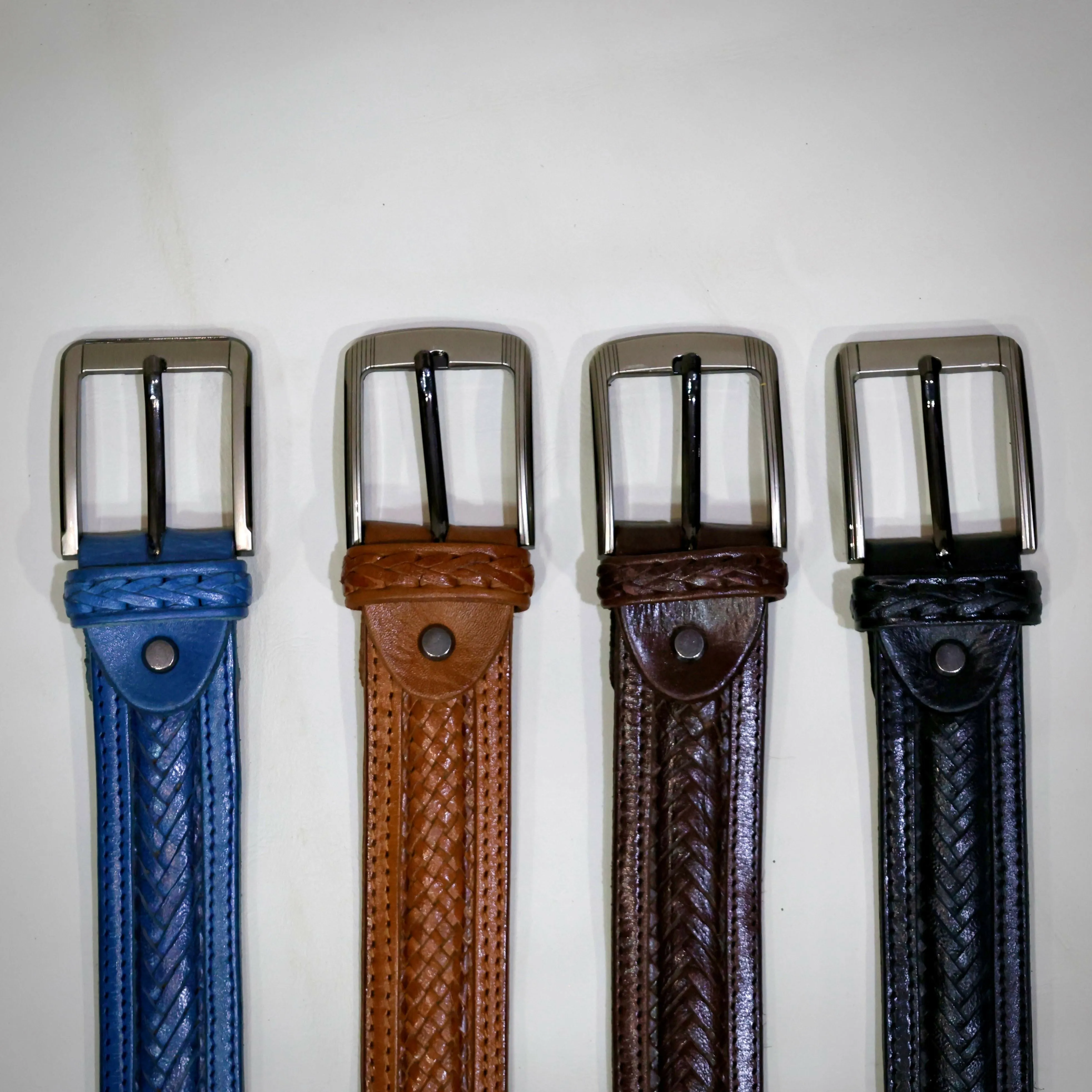 Men's chic black braided belt in genuine leather