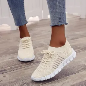 Orthopaedic and breathable shoes