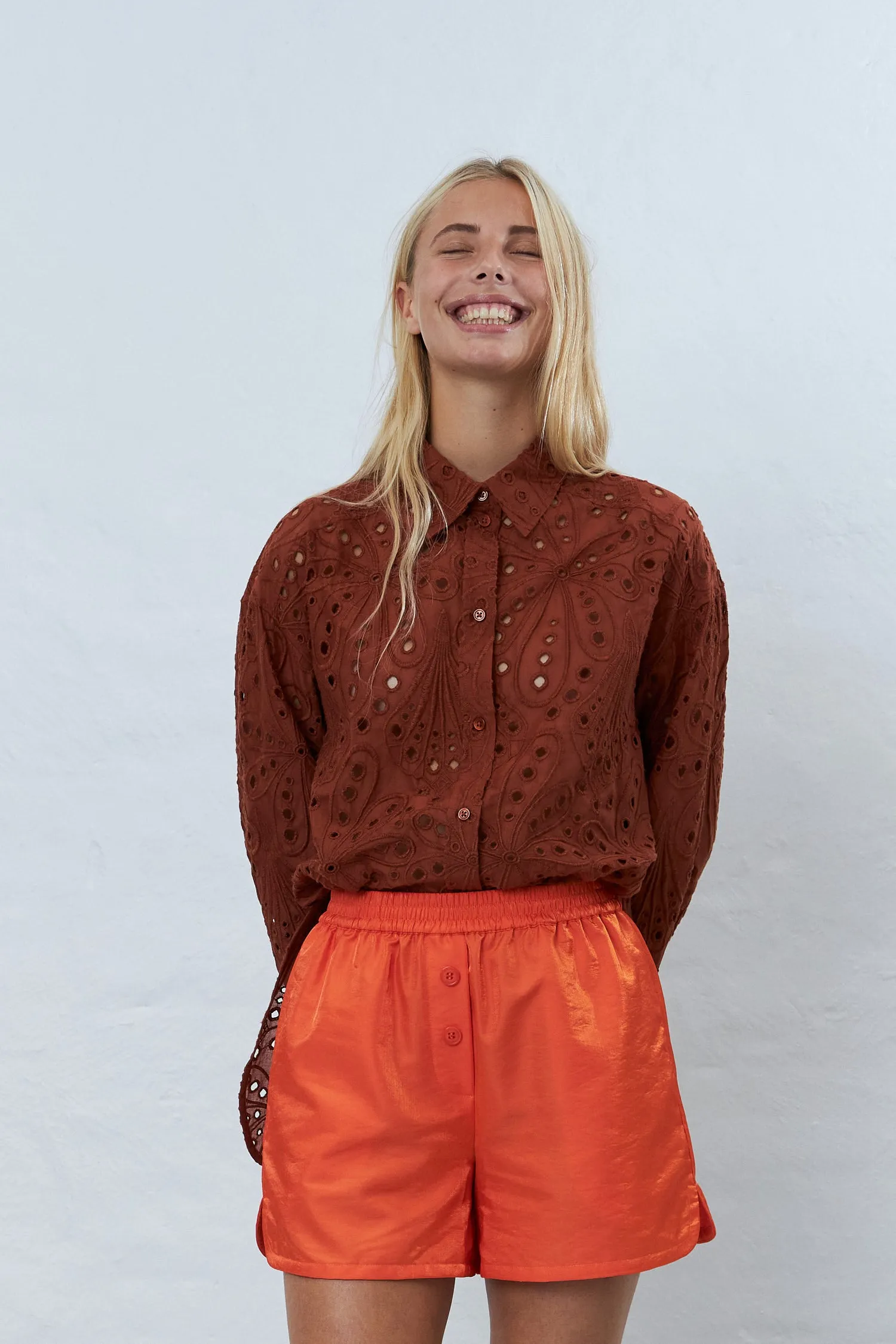 Shiny casual shorts - Orange Red