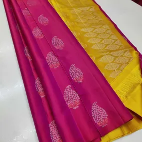 Trendy Dark Pink Soft Silk Saree With Ornate Blouse Piece