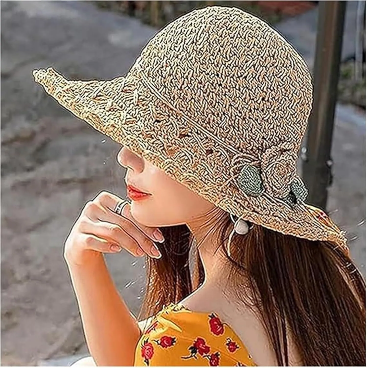 Visulong Elegant Crochet Straw Hat with Ruffle Detail, Women's Wide Brim Sun Hat Foldable for Summer Beach Travel